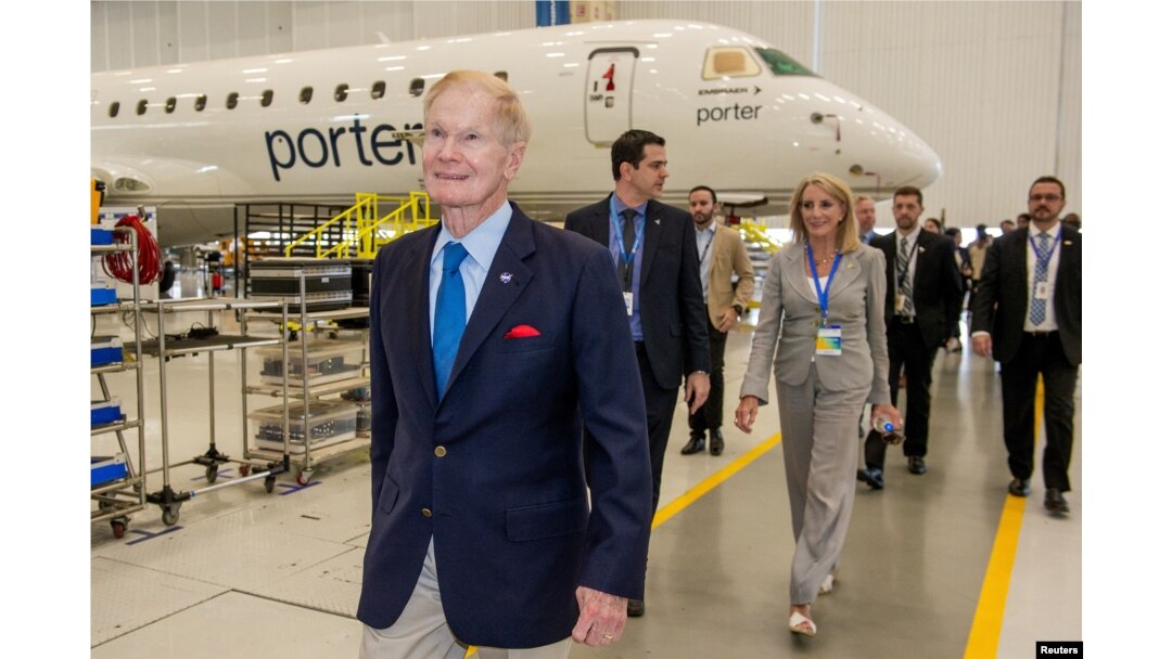 NASA chief Bill Nelson visits the production line of Brazilian plane maker Embraer EMBR3.SA, in Sao Jose dos Campos, Brazil, July 25, 2023. (Embraer/Claudio Capucho/Handout via REUTERS)