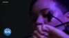 Une violoniste sud-africaine expose l'héritage de l'alcool comme moyen de paiement aux ouvriers
