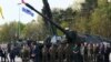Володимир Зеленський під час візиту в Нідерландах з прем’єр-міністром Марком Рютте на авіабазі в Сустербезі 4 травня 2023 р.