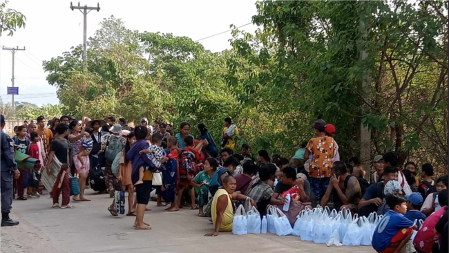 မြဝတီတိုက်ပွဲကြောင့် ထိုင်းဘက်ပြေးသူ ထောင်ကျော်ရှိ