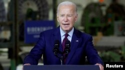 美国总统乔·拜登于2023年7月28日在缅因州奥本发表有关经济的讲话。（资料照片）