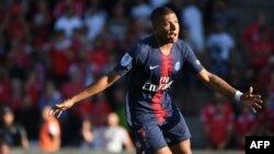 Kylian Mbappe après avoir marqué son troisième but lors du match de football français contre Nîmes, le 1er septembre 2018.
