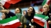 Un village iranien encourage les femmes à assister aux matches de foot