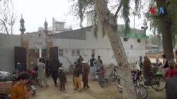 د پېښو پولیس لاین باندې په ځانمرګي برید کې د وژل کسانو د کورنیو غړو، سیاسي او ټولنیزو فعالانو او امامانو په یو غږ د امن غوښتنه کړې