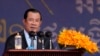 រូបឯកសារ៖ នាយករដ្ឋមន្ត្រីកម្ពុជាលោក ហ៊ុន សែន ថ្លែងក្នុងពិធីគម្រប់ខួប ៧១ ឆ្នាំនៃការបង្កើតគណបក្សប្រជាជនកម្ពុជា នៅរាជធានីភ្នំពេញ កាលពីថ្ងៃទី ២៨ ខែមិថុនា ឆ្នាំ ២០២២។