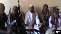 Para anggota kelompok militan Nigeria, Boko Haram (foto: dok). Deplu AS akan memasukkan Boko Haram sebagai organisasi teroris. 