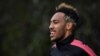 Pierre-Emerick Aubameyang sur le terrain d'Arsenal à Londres, Angleterre, le 4 avril 2018