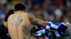 Dan wasan Portugal Juan Manuel dauke da zanen tattoo (Mun yi amfani da hoton ne don yin misali)