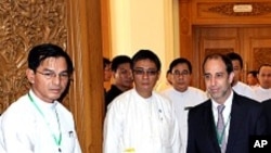 နိုင်ငံတကာ စောင့်ကြည့်ခွင့်ပြုရေး ရွေးကောက်ပွဲ ကော်မရှင်စဉ်းစား