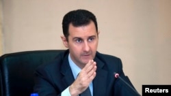 Presiden Suriah Bashar al-Assad siap berunding dengan dengan siapapun yang meletakkan senjata (Foto: dok). 