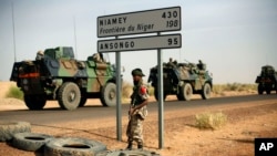Tentara Perancis dan Chad bergerak ke perbatasan Niger menuju wilayah Gao, Mali Utara (Foto: dok). 