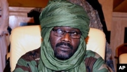 Pemimpin pemberontak Darfur, Gerakan Keadilan dan Kesetaraan atau JEM, Khalil Ibrahim dalam perundingan perdamaian di Doha, Qatar (foto: dok). 