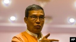 ရခိုင်ပြည်နယ် ဝန်ကြီးချုပ် ဦးညီပု (ဓာတ်ပုံ - AP)