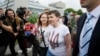 Retour triomphal en Ukraine de la pilote Savtchenko échangée contre deux Russes
