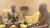 Wani lokaci a baya da gwamna Sanwo-Olu na jihar Legas, hagu, ya ziyarci Tinubu, dama, a London a 2021 (Facebook/Asiwaju Support Group)