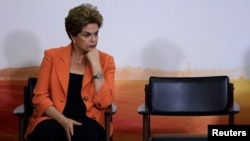 Dilma Rousseff vit ses dernières heures au pouvoir selon les observateurs.