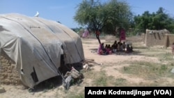 Deuxième réunion tripartite Tchad-Soudan-HCR pour le retour volontaire et consenti des réfugiés soudanais à l'Est du Tchad, le 29 septembre 2016. (VOA/André Kodmadjingar) 