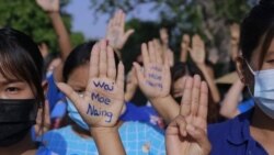 အပြာရောင်အင်္ကျီဝတ်လှုပ်ရှားမှုသတင်းနဲ့အတူ မြန်မာ့အရေးဆွေးနွေးခန်းနဲ့ တခြားသီတင်းပတ်စဉ်ကဏ္ဍတွေအပါအဝင် ဗုဒ္ဓဟူးည ၉း၀၀-၁၀း၀၀ နာရီ ရေဒီယိုအစီအစဉ်