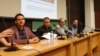 Tribina "Televizijski humor i politika" u sklopu tribina "Nije filozofski ćutati" na Filozofskom fakulteta u Beogradu. (Foto: Veljko Popović, VOA)