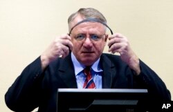 Vojislav Šešelj u sudnici Haškog tribunala, 6.mart 2009.