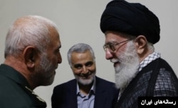 قاسم سلیمانی فرمانده سپاه قدس پیش برنده سیاست های نظامی رهبر ایران در دیگر کشورهاست.
