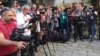 Arhiva - Novinari i medijske ekipe na zadatku (Foto: Veljko Popović, VOA)