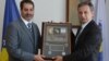 Predstavnik FBI uručio plaketu Osmanu Mehmedagiću, direktoru Obavještajno sigurnosne agencije BiH