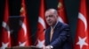 Erdogan à Merkel: la Turquie veut ouvrir une "nouvelle page" avec l'Europe