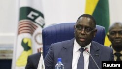 Le président du Sénégal Macky Sall à Abuja, le 16 décembre 2015. (REUTERS/Afolabi Sotunde)