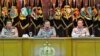 Kapolri Jenderal Badrodin Haiti (tengah) di Mabes Polri, Jakarta Jumat (22/1) menjelaskan perkembangan penyelidikan kasus teror bom dan penembakan di Jakarta. (VOA/Andylala)
