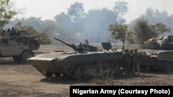 L'armée nigérianne à l'assault d'un campement de Boko Haram dans la forêt de Sambisa (Photo, armée nigérianne) 