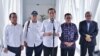 Presiden Jokowi menjelaskan tentang pembangunan Blok Masela di bandara Supadio, Kalimantan Barat hari Rabu 23 Maret 2016 (foto: biro pers Kepresidenan).