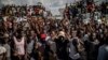 Les partisans de Guy Brice Parfait Kolélas, un des candidats de l’opposition à la dernière élection présidentielle, à Brazzaville, Congo, 23 mars 2016.